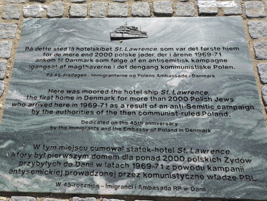 Den polske mindesten på Kalvebod Brygge